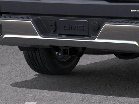 New 2026 GMC Sierra 1500 SLE w/ Preferred Package image 14