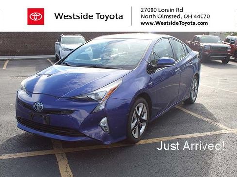 Used 2017 Toyota Prius Four Touring w/ Premium Convenience Package FWD image 1
