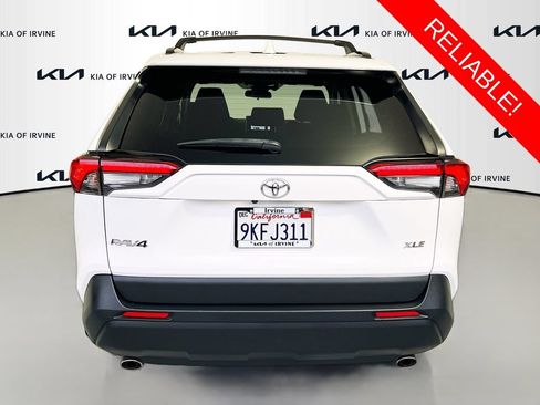 Used 2023 Toyota RAV4 XLE w/ Convenience Package FWD image 6