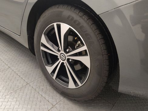 Used 2021 Nissan Sentra SV FWD image 31
