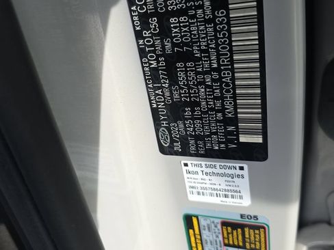 Used 2024 Hyundai Kona SEL w/ Convenience Package AWD/4WD image 18