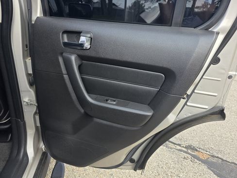 Used 2006 HUMMER H3 AWD/4WD image 18