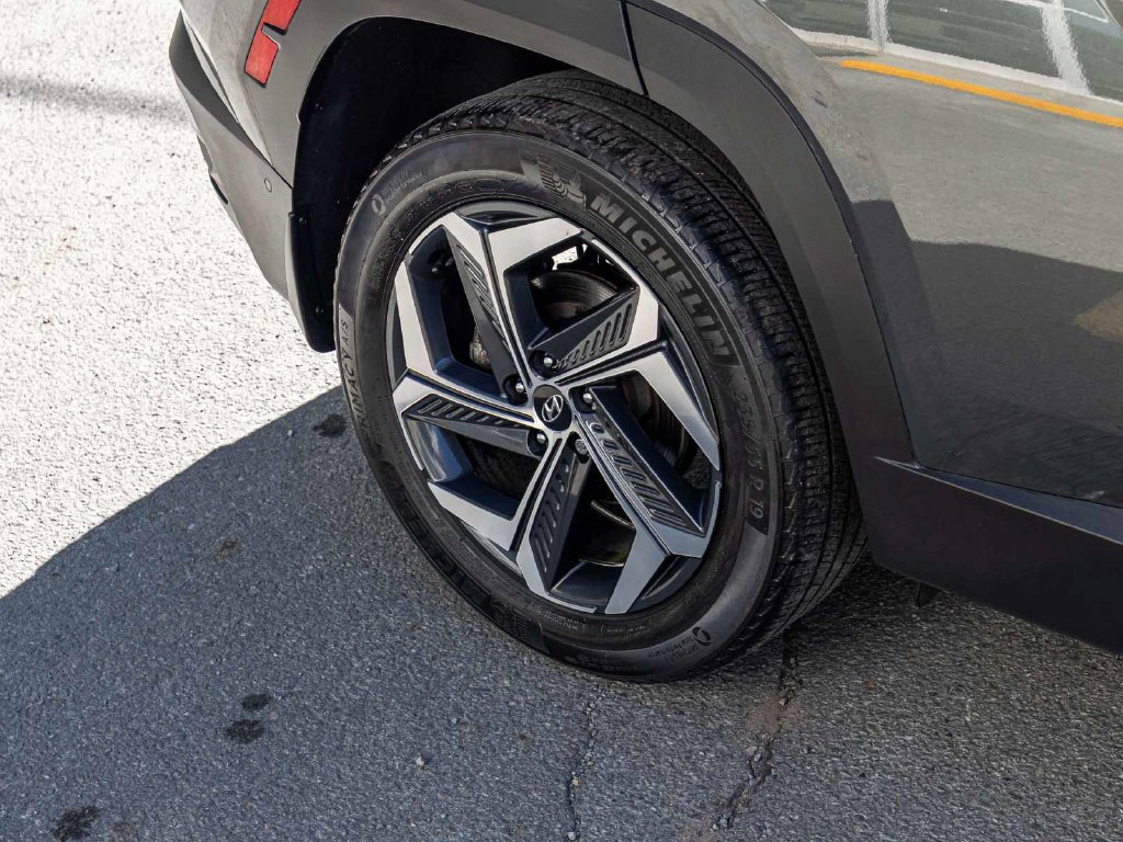 Used 2024 Hyundai Tucson Limited AWD/4WD image 10