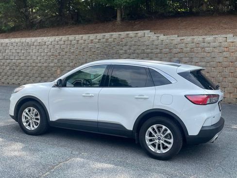 Used 2020 Ford Escape SE FWD image 8
