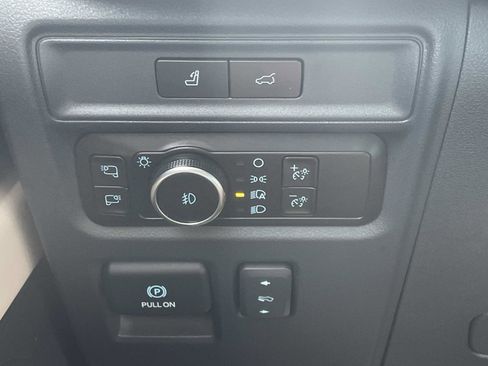 Used 2023 Ford Expedition Max Platinum image 34