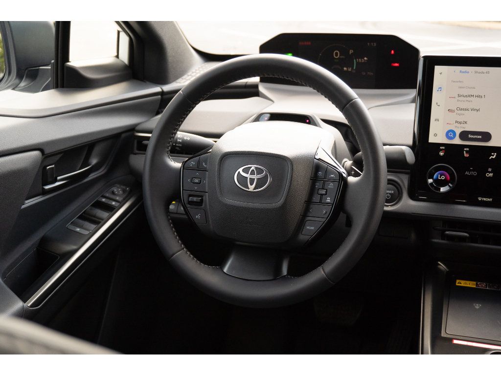 Used 2026 Toyota bZ FWD image 21