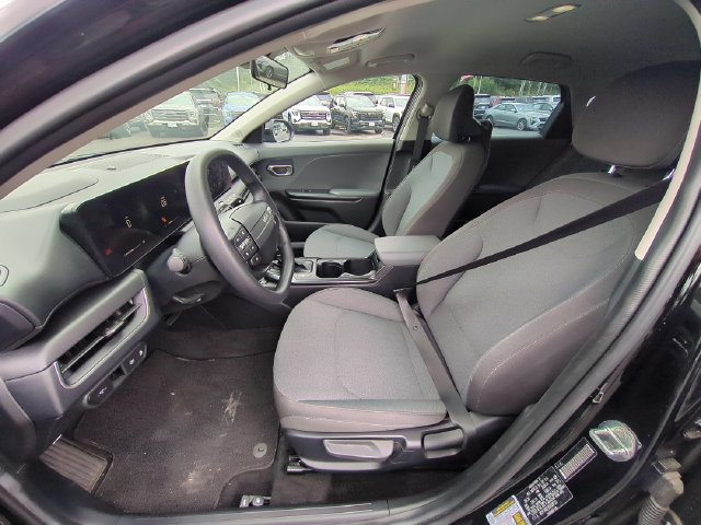 Used 2025 Kia K4 FWD image 26