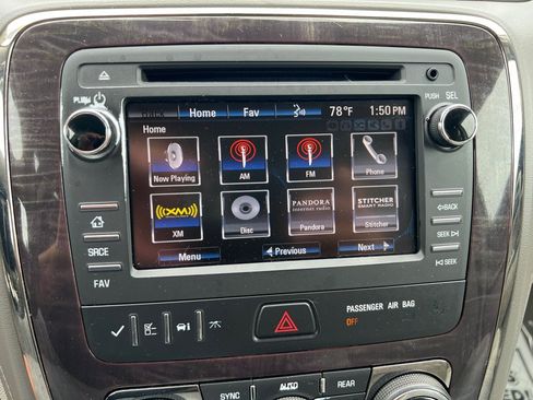 Used 2015 Buick Enclave Convenience FWD image 18