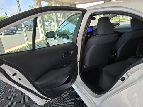 Used 2024 Toyota Corolla LE FWD image 34
