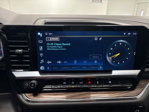 Used 2024 Chevrolet Silverado 1500 LT image 37