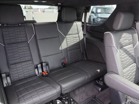 Certified 2025 Cadillac Escalade Sport Platinum w/ LPO, ONYX Package image 10