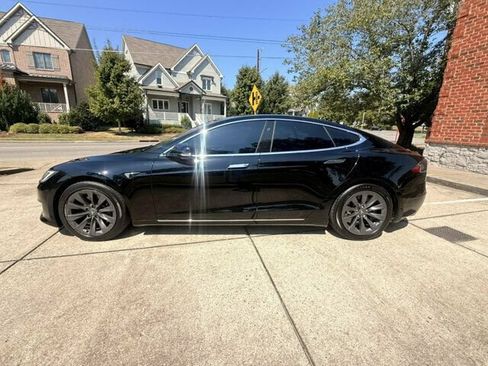 Used 2020 Tesla Model S AWD image 2