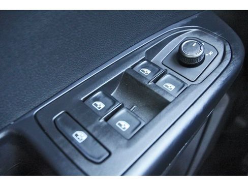 Used 2026 Volkswagen Taos S FWD image 22