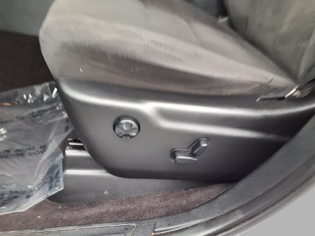 Used 2019 Dodge Durango SXT AWD/4WD image 21