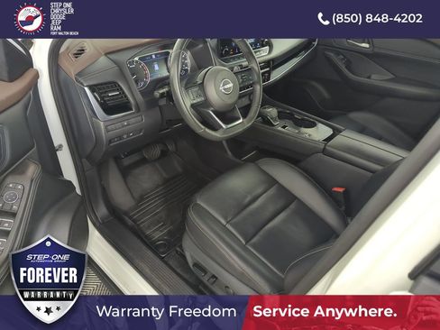 Used 2023 Nissan Rogue SL w/ SL Premium Package FWD image 10