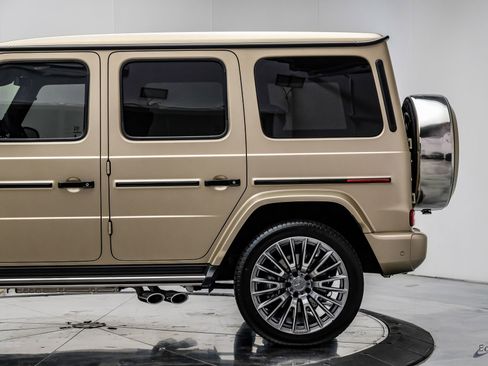 Used 2026 Mercedes-Benz G 63 AMG 4MATIC image 9