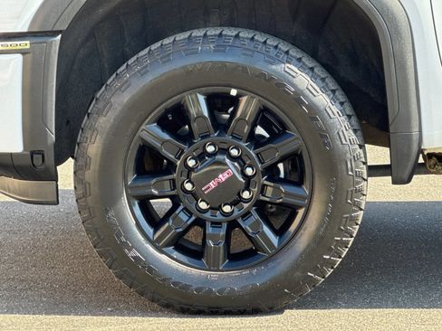 Certified 2026 GMC Sierra 2500 AT4 AWD/4WD image 26