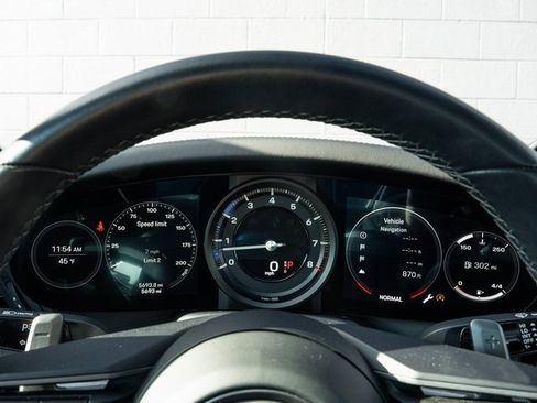 Certified 2021 Porsche 911 Carrera 4S image 24