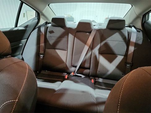 Used 2025 Nissan Altima 2.5 SV image 25