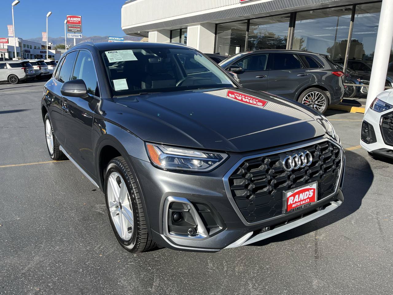 Used 2022 Audi Q5 e Premium AWD/4WD image 2