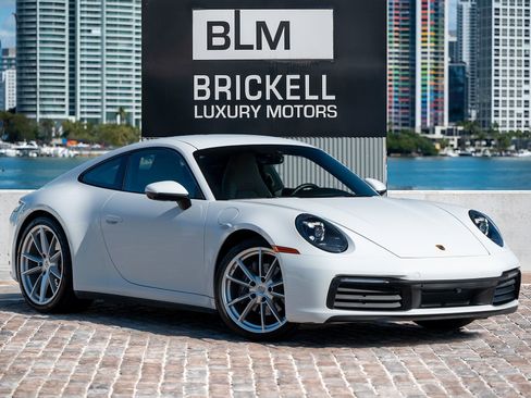Used 2020 Porsche 911 Carrera image 1
