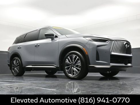 Certified 2026 INFINITI QX60 Luxe w/ Family Package AWD/4WD image 33