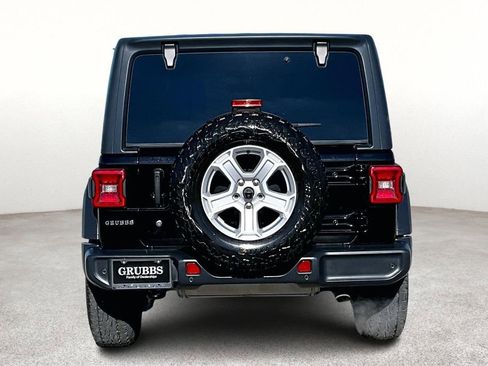 Used 2018 Jeep Wrangler Unlimited Sport S image 6