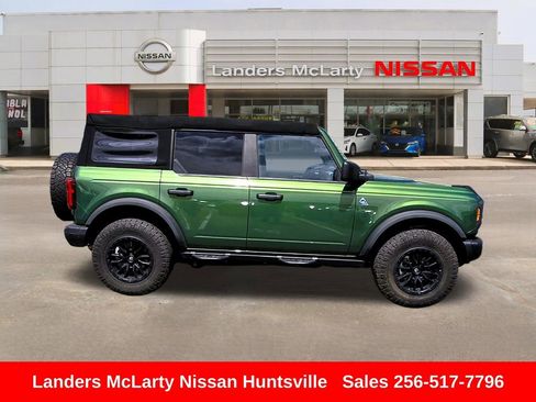 Used 2023 Ford Bronco Black Diamond image 3