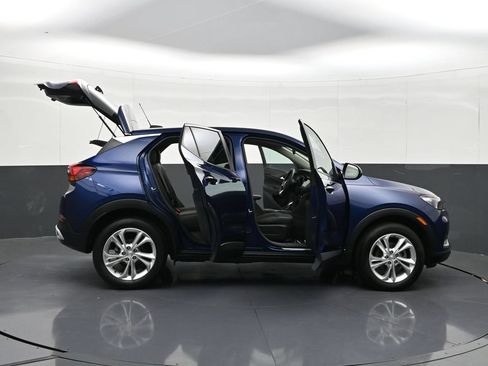 Used 2023 Buick Encore GX Preferred w/ Cold Weather Comfort Package AWD/4WD image 38