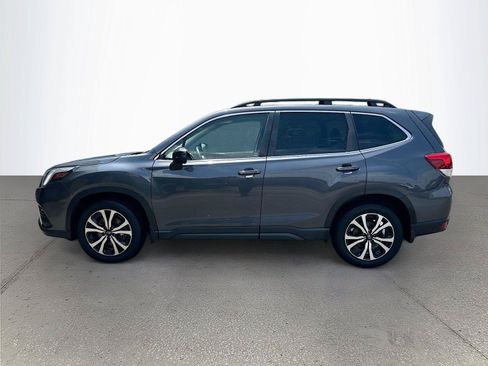 Used 2023 Subaru Forester Limited AWD/4WD image 7