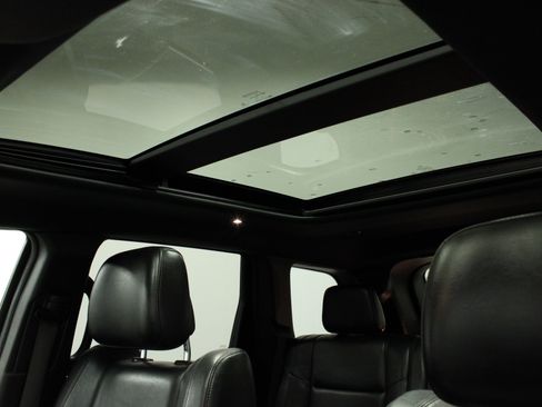 Used 2021 Jeep Grand Cherokee Limited w/ Luxury Group II image 10