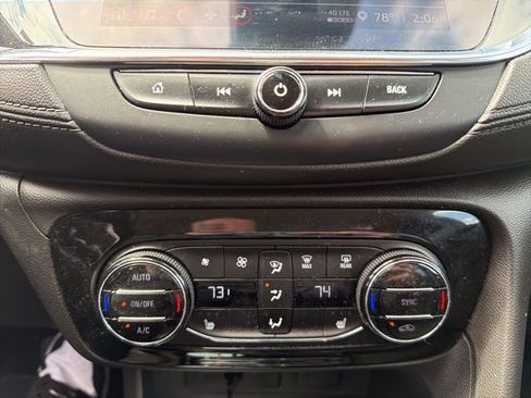 Used 2021 Buick Encore GX Select w/ Sport Touring Package image 15