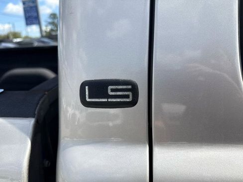 Used 2004 Chevrolet Silverado 1500 LS image 18