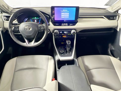 Used 2025 Toyota RAV4 XLE Premium w/ Weather Package AWD/4WD image 29