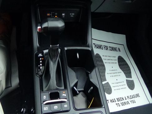 Used 2025 Kia K5 LXS FWD image 24
