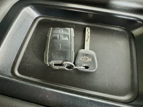 Used 2017 Chevrolet Silverado 1500 LT w/ All Star Edition image 32