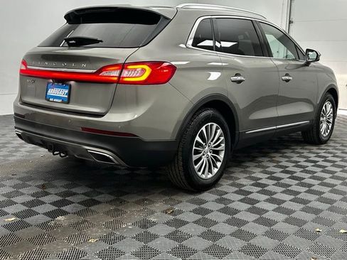 Used 2016 Lincoln MKX Select w/ Select Plus Package image 16