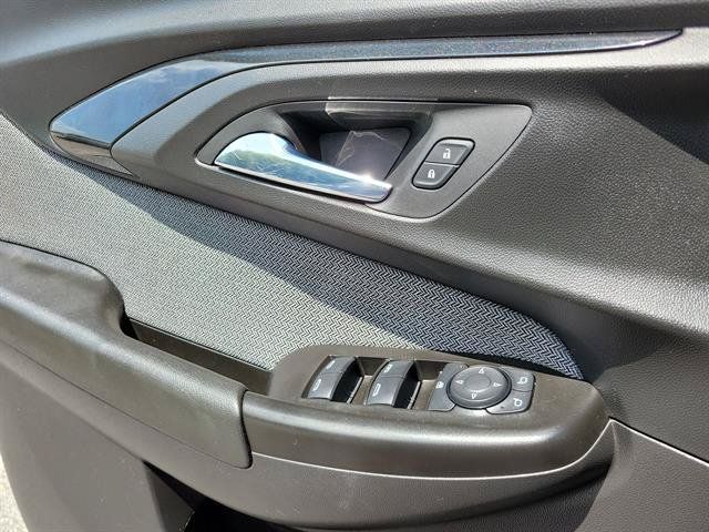 Used 2021 Chevrolet TrailBlazer LT FWD image 12