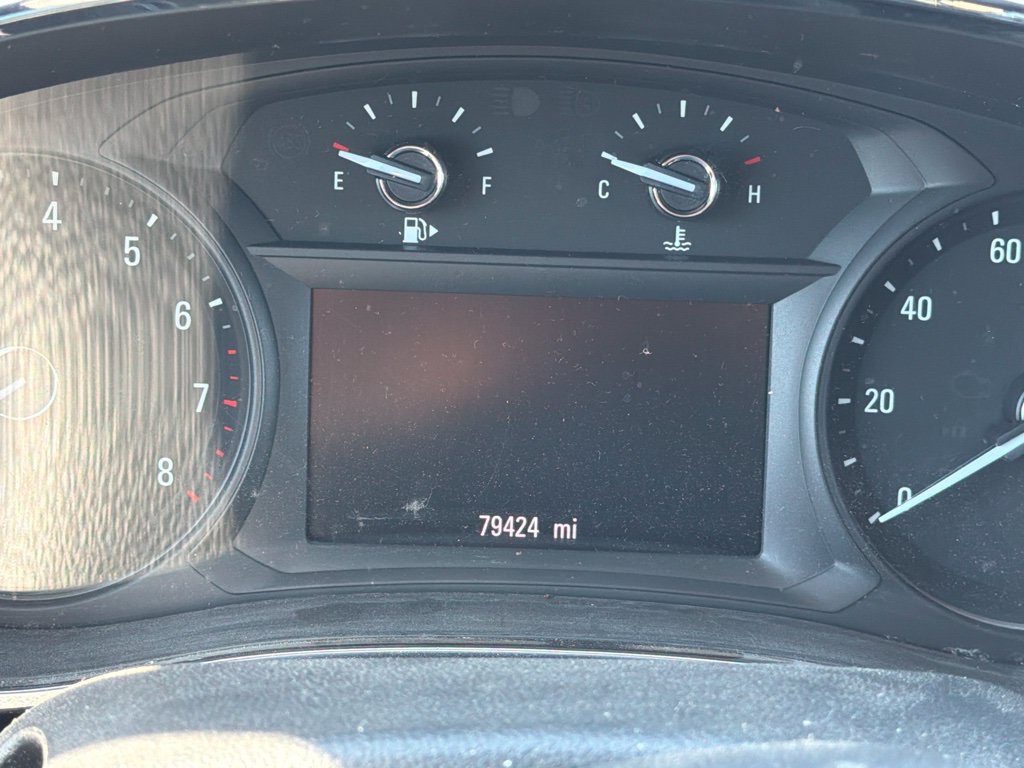 Used 2019 Buick Encore Essence FWD image 10
