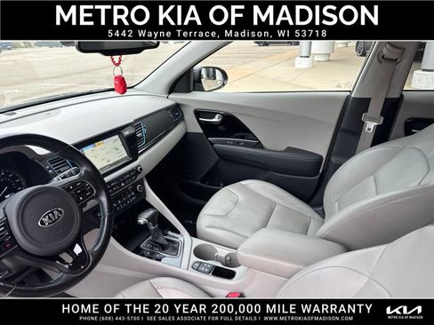 Used 2018 Kia Niro EX Premium FWD image 15
