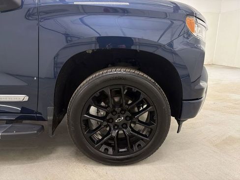 Used 2023 Chevrolet Silverado 1500 High Country w/ High Country Premium Package image 14