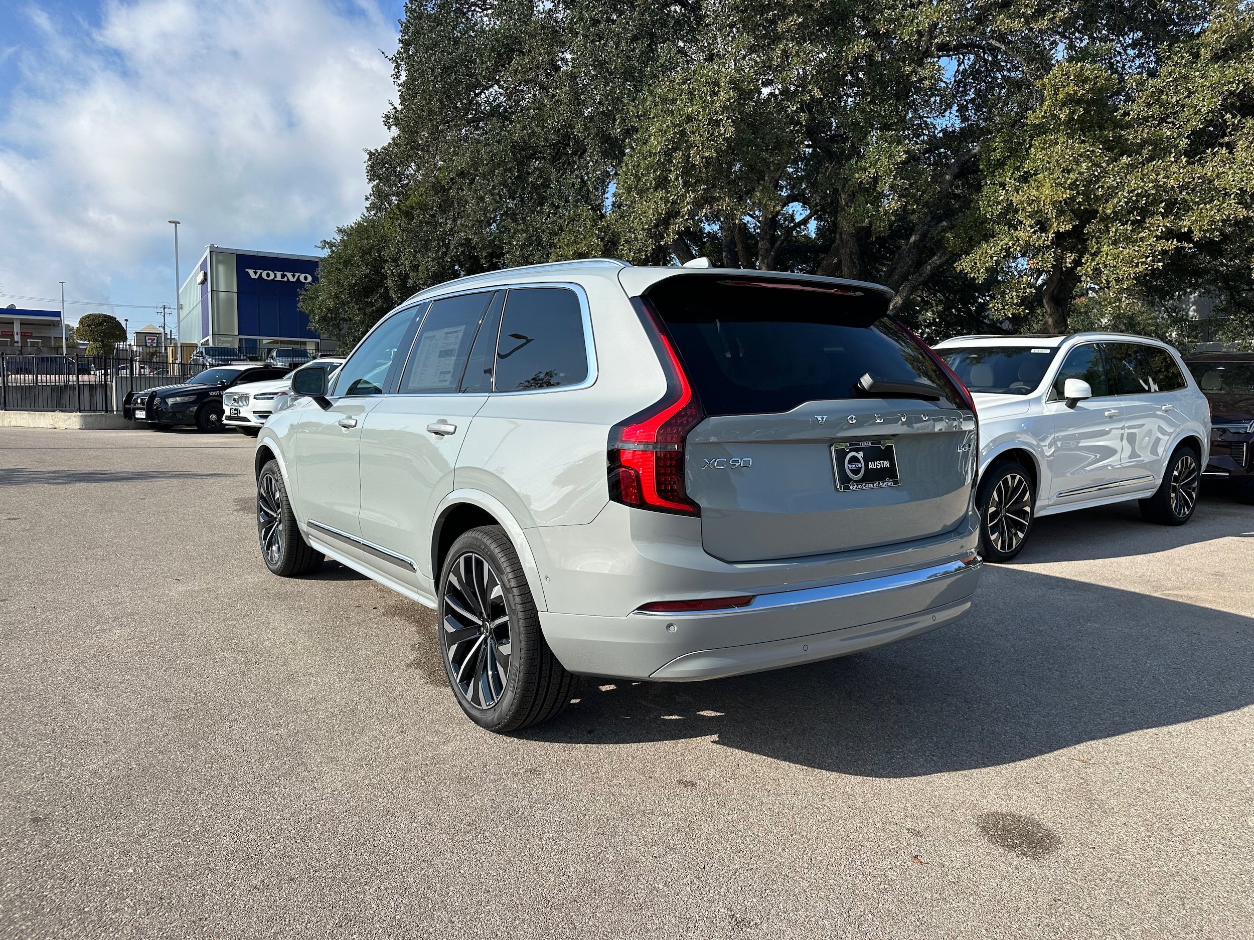 Used 2026 Volvo XC90 B6 Ultra w/ Protection Package AWD/4WD image 4
