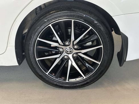Used 2022 Toyota Camry SE FWD image 7