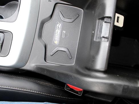 Used 2018 Chevrolet Colorado ZR2 w/ ZR2 Dusk Special Edition image 22