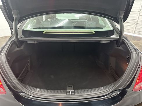 Used 2018 Mercedes-Benz C 300 4MATIC Sedan image 26