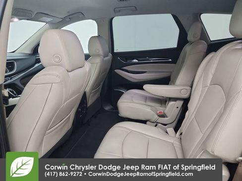 Used 2018 Buick Enclave Essence FWD image 28