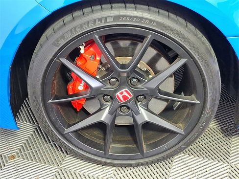 Used 2023 Honda Civic Type R image 10