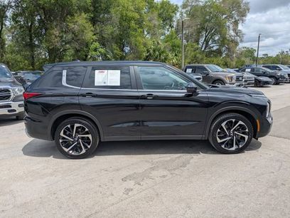 Used 2024 Mitsubishi Outlander SE