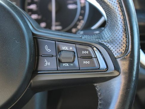 Used 2022 Alfa Romeo Stelvio Sprint image 15