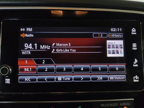 Used 2019 Mitsubishi Outlander SEL image 25